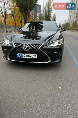 Lexus ES 2018