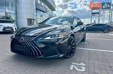 Седан Lexus ES 2023 в Києві