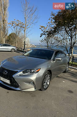 Lexus ES 2015