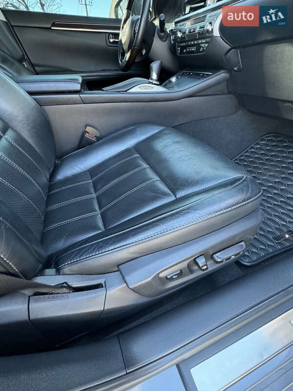 Седан Lexus ES 2016 в Кропивницком фото 21 Седан Lexus ES 2016 в Кропивницком