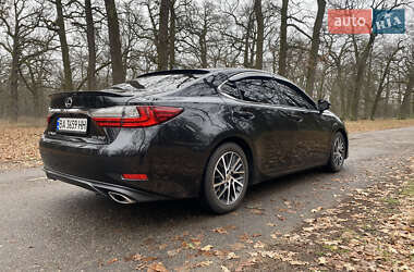 Седан Lexus ES 2017 в Білій Церкві