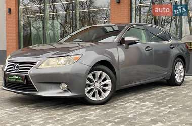 Седан Lexus ES 2013 в Києві