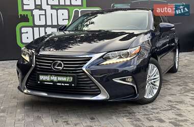 Седан Lexus ES 2015 в Киеве