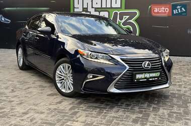 Седан Lexus ES 2015 в Киеве