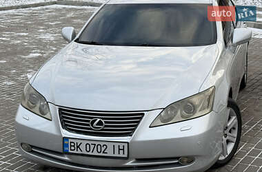 Седан Lexus ES 2007 в Ровно