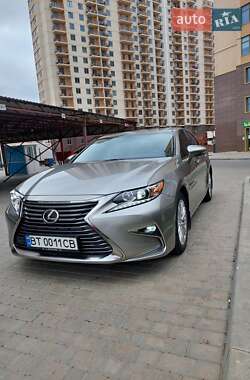 Lexus ES 2017