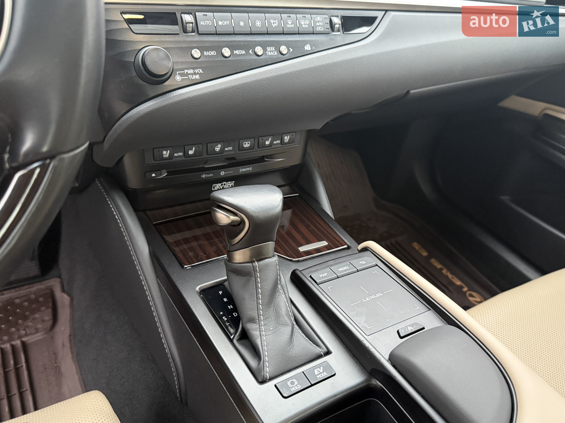 2018 Lexus ES - мініатюра 14