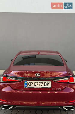 Седан Lexus ES 2019 в 