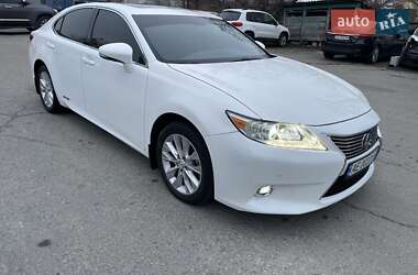 Седан Lexus ES 2014 в Дніпрі