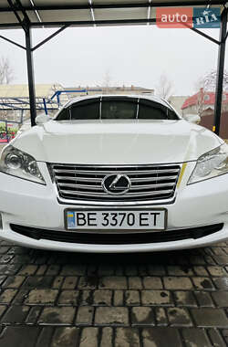 Седан Lexus ES 2011 в Первомайську