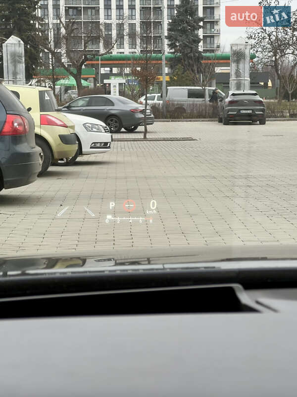 Седан Lexus ES 2018 в Києві