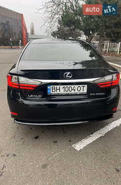 Седан Lexus ES 2017 в Одесі