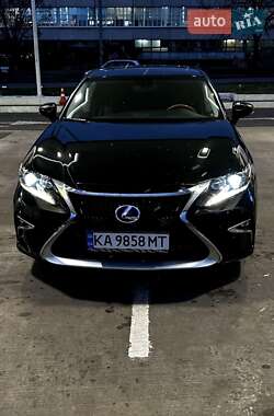 Седан Lexus ES 2014 в Киеве