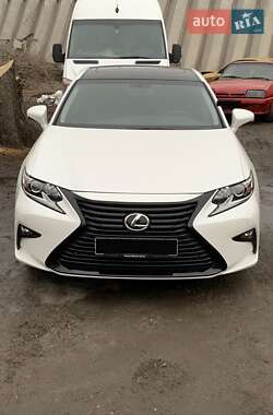 Lexus ES 2018