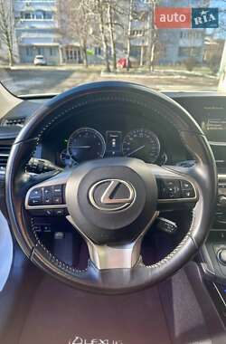 Седан Lexus ES 2018 в Днепре