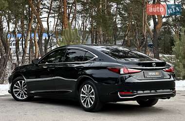 Седан Lexus ES 2022 в Києві