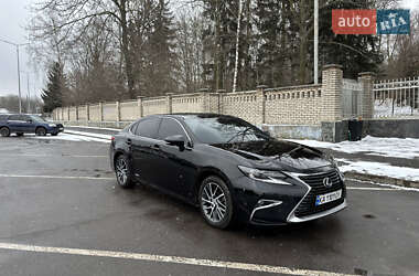 Седан Lexus ES 2014 в Вінниці