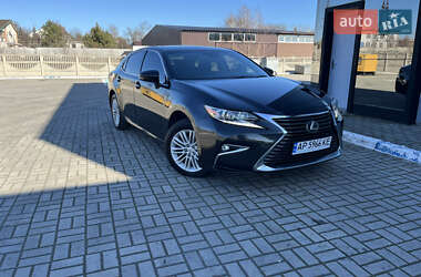 Седан Lexus ES 2017 в Запоріжжі