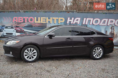 Седан Lexus ES 2013 в Києві