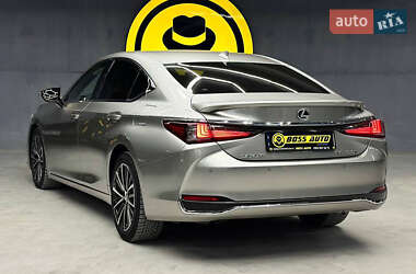 Седан Lexus ES 2022 в 