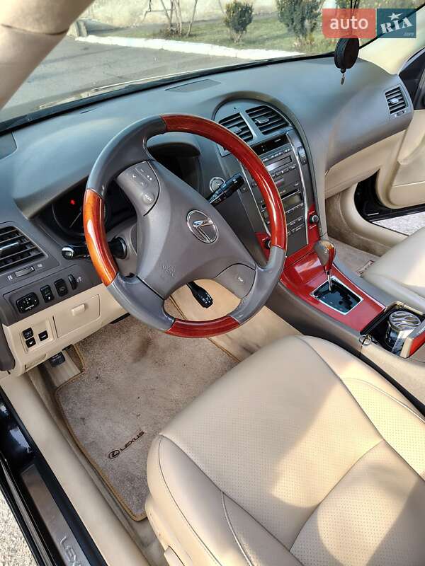 Седан Lexus ES 2007 в Доброславе