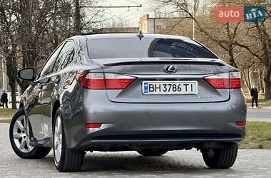 Седан Lexus ES 2013 в Одесі