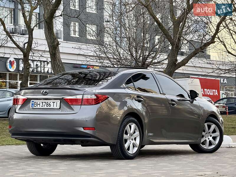 Lexus ES 2013
