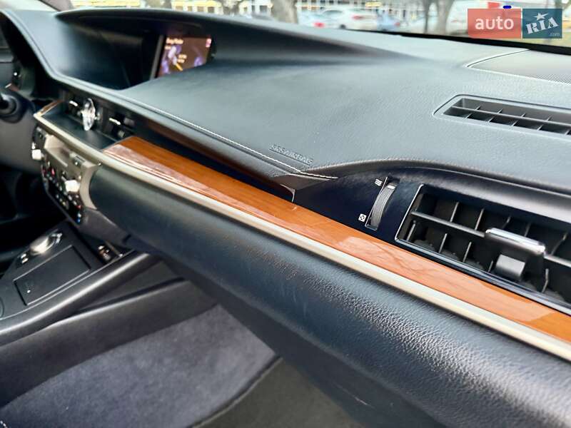 Седан Lexus ES 2013 в Одесі фото 158 Седан Lexus ES 2013 в Одесі