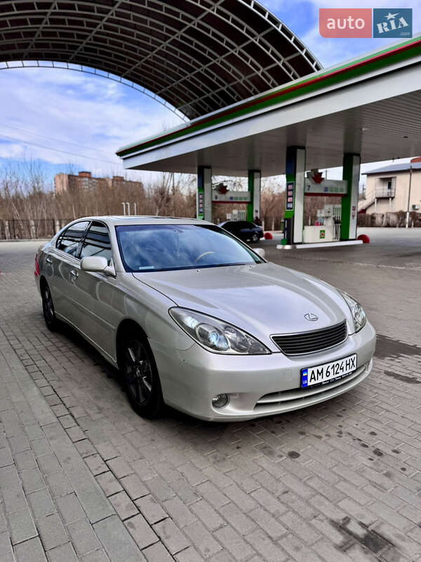 Седан Lexus ES 2005 в Киеве