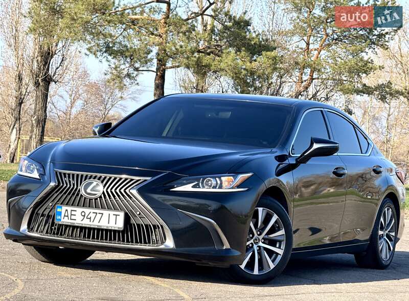 Lexus ES 2018