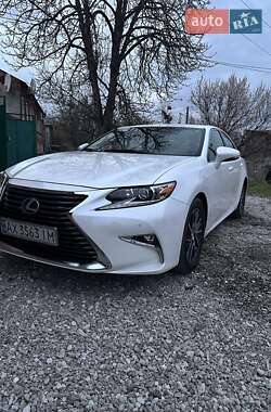 Седан Lexus ES 2017 в Харькове