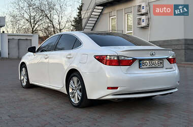 Седан Lexus ES 2013 в 
