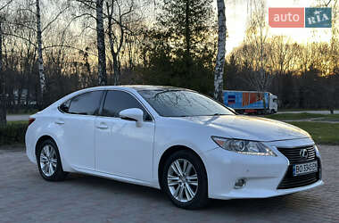 Седан Lexus ES 2013 в 