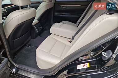 Седан Lexus ES 2016 в 
