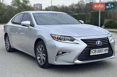Седан Lexus ES 2018 в 