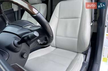 Седан Lexus ES 2018 в 