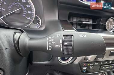 Седан Lexus ES 2018 в 