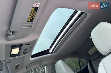 Седан Lexus ES 2018 в 