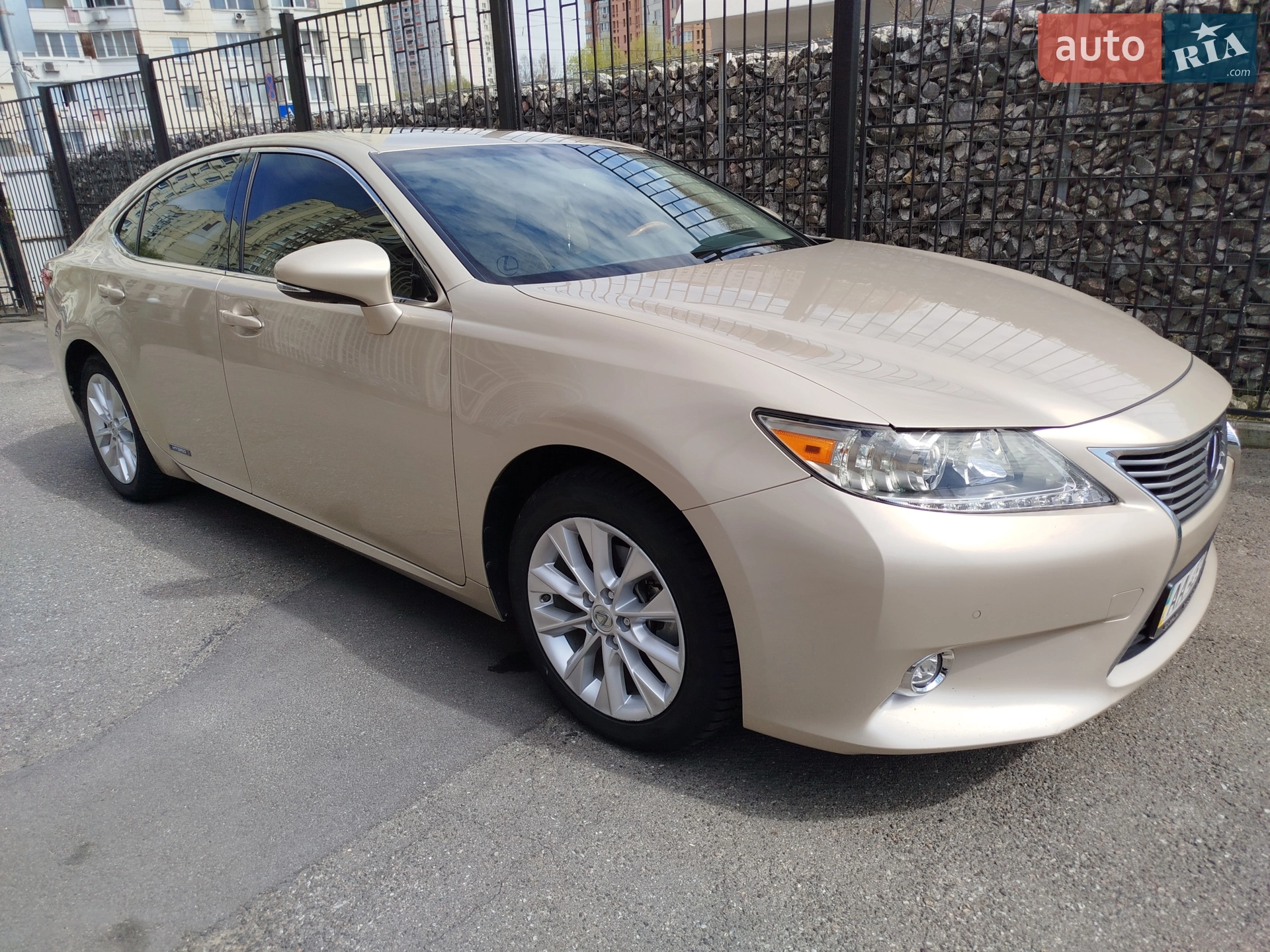2015 Lexus ES - мініатюра 2
