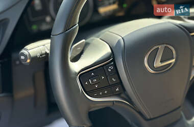 Седан Lexus ES 2023 в 
