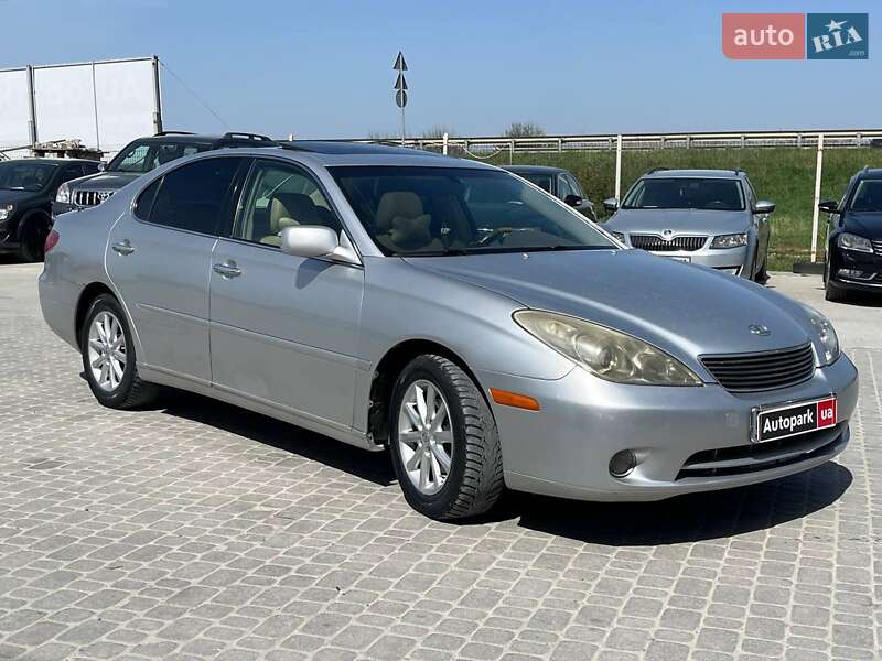 Седан Lexus ES 2004 в Львове