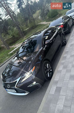 Седан Lexus ES 2012 в 