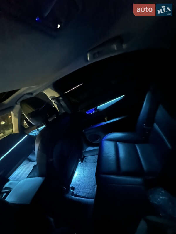 Седан Lexus ES 2012 в Киеве