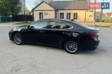 Седан Lexus ES 2018 в 