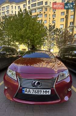 Седан Lexus ES 2014 в 