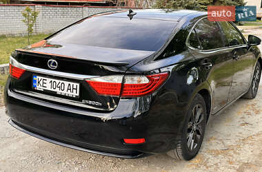 Седан Lexus ES 2012 в 