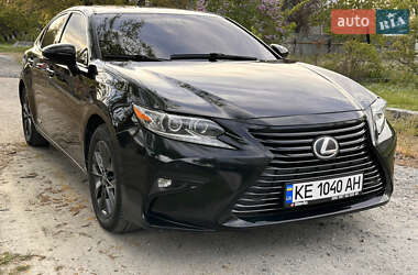 Седан Lexus ES 2012 в 