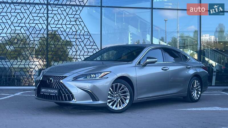 Седан Lexus ES 2023 в 