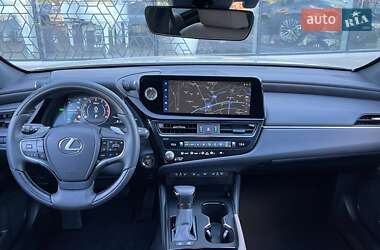 Седан Lexus ES 2023 в 