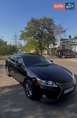 Седан Lexus ES 2013 в Одесі